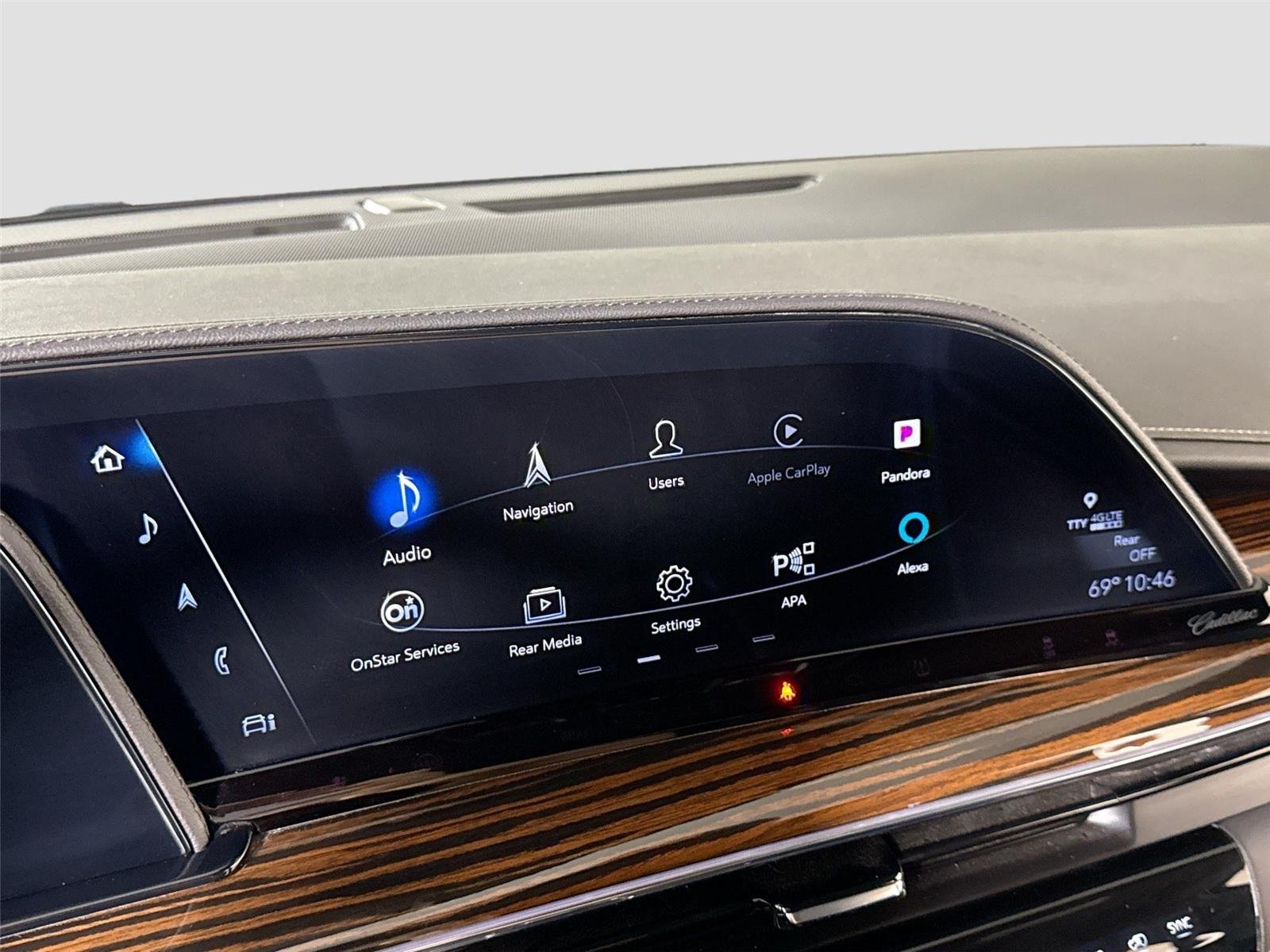 Used 2023 Black Raven Cadillac 4WD Premium Luxury | Super Cruise | Rear Seat Entertainment image 19