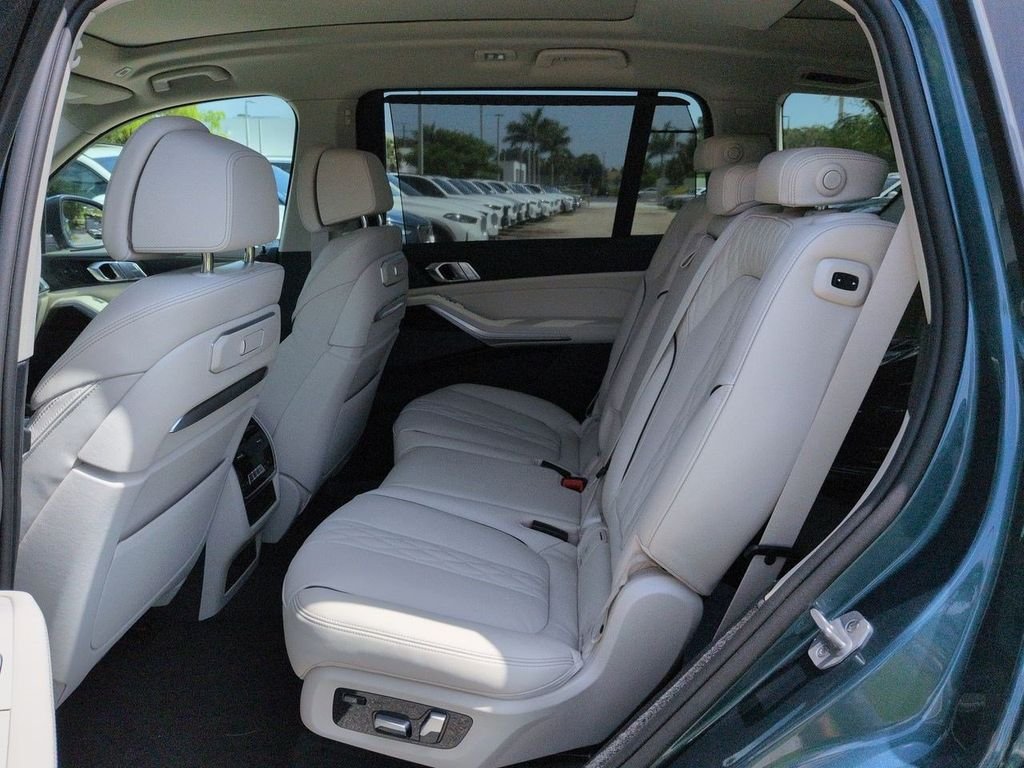 New 2027 Blue Ridge Mountain Metallic BMW xDrive40i image 14