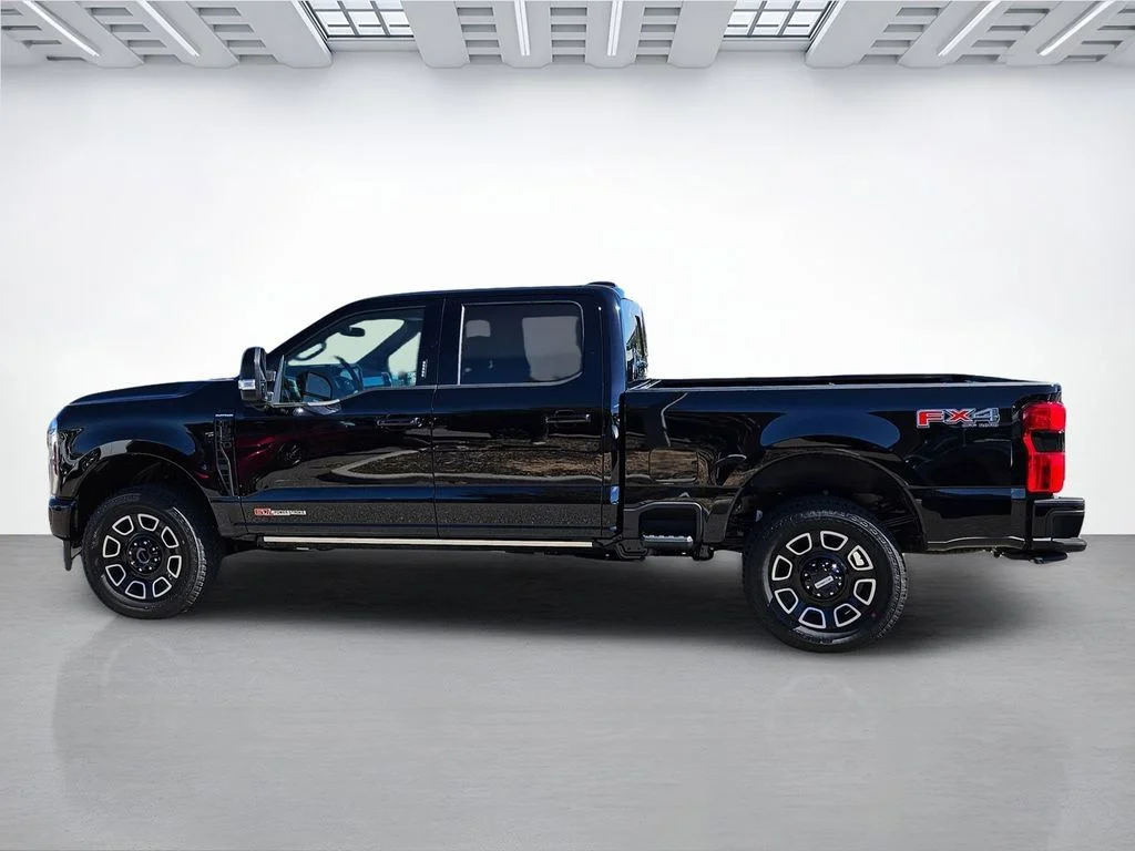 2026 Ford F-350 Super Duty Platinum - Photo 8