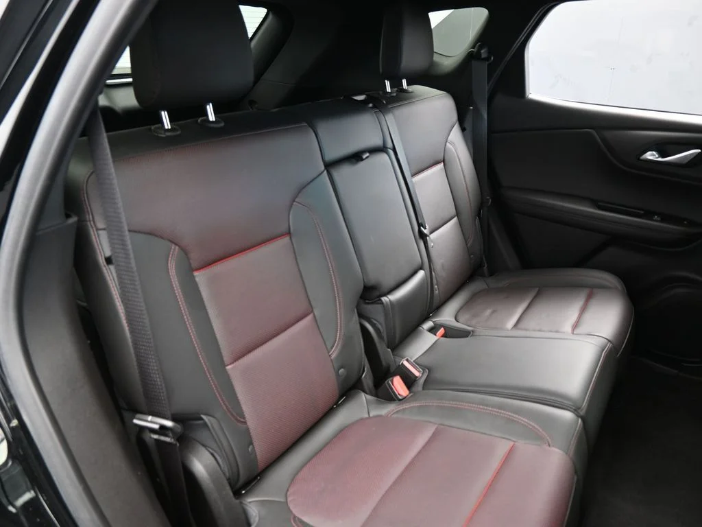 Used 2020 Black Chevrolet RS image 57