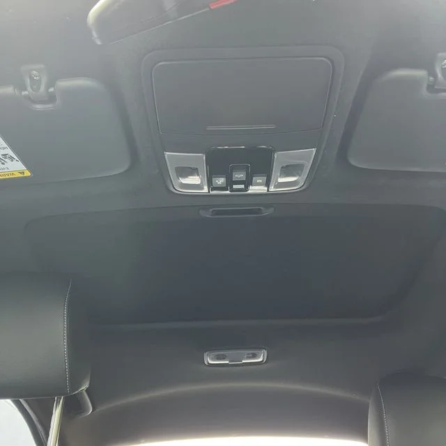Used 2024 Snow White Pearl Kia GT-Line image 20