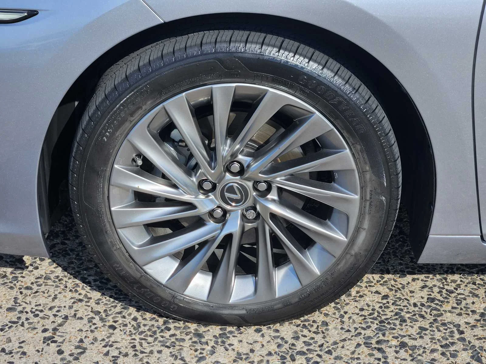 Certified Used 2022 IRIDIUM Lexus Ultra Luxury image 7