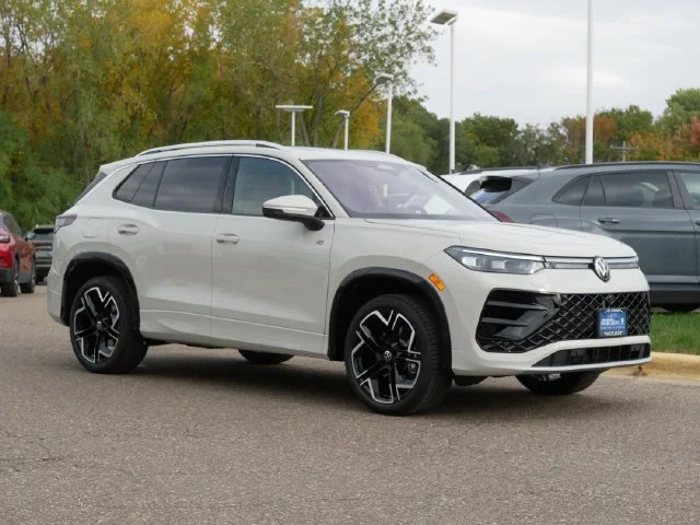 2026 Volkswagen Tiguan SEL R-Line Turbo