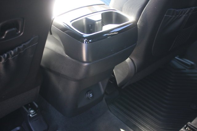 Used 2025 Black Kia EX X-Line image 27