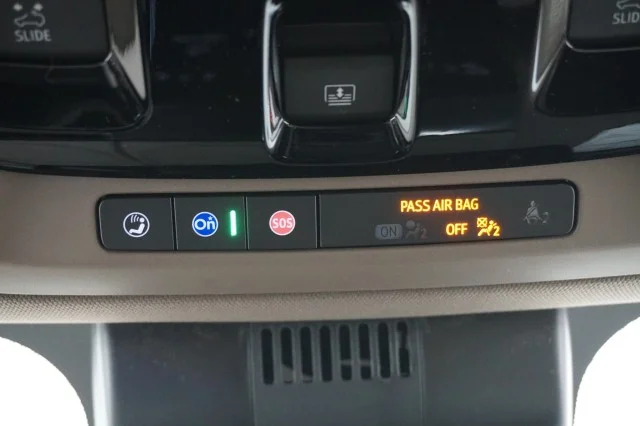 New 2026 Glacier White Tricoat GMC Denali image 32