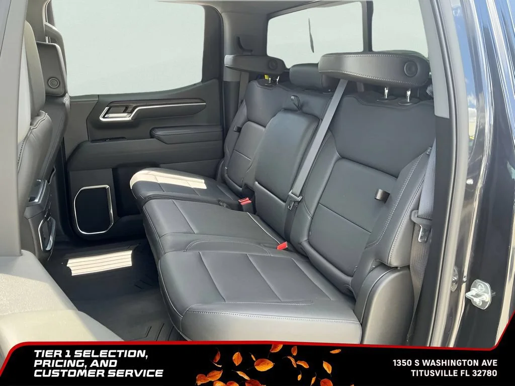Used 2025 Titanium Rush Metallic GMC SLT image 19