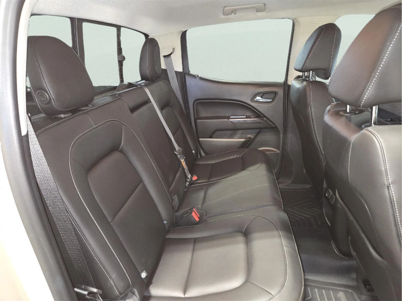 Used 2022 Sand Dune Metallic Chevrolet 4WD ZR2 image 36