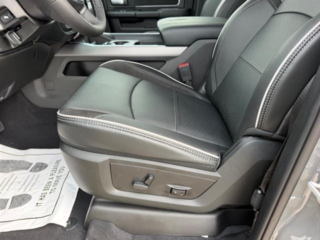 New 2027 Ceramic Gray Clear-Coat Exterior Paint RAM Laramie image 19