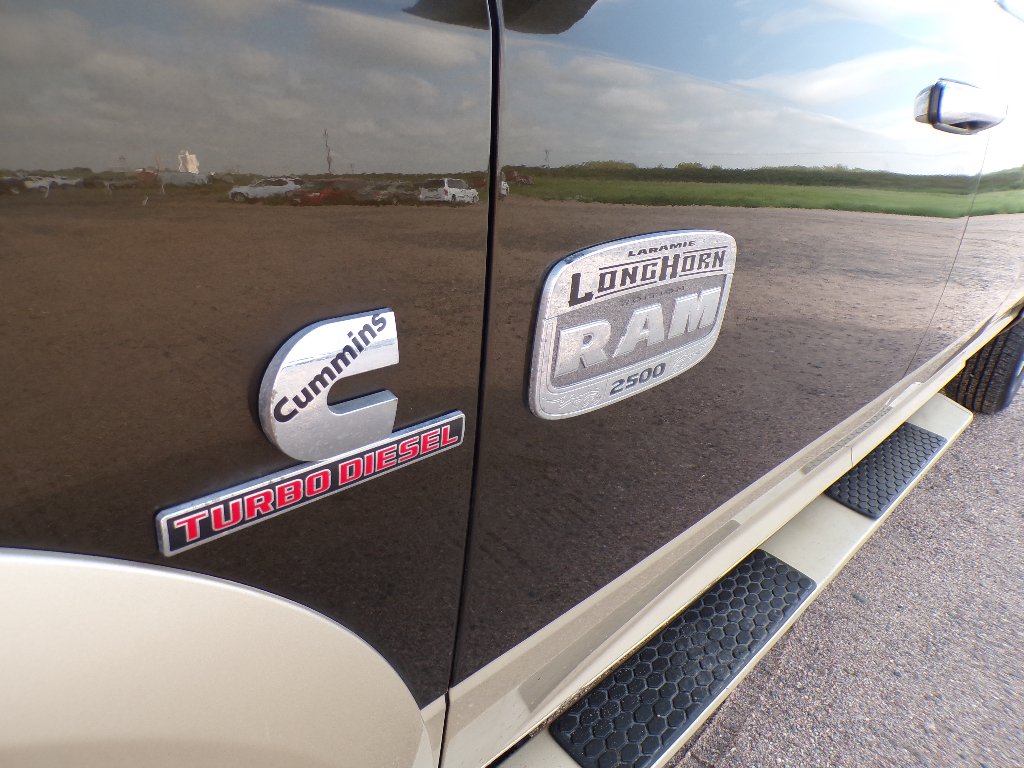 Used 2013 Black Gold Pearlcoat Ram Laramie Longhorn image 17