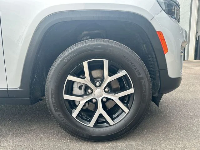 Certified Used 2024 Silver Jeep Limited image 12