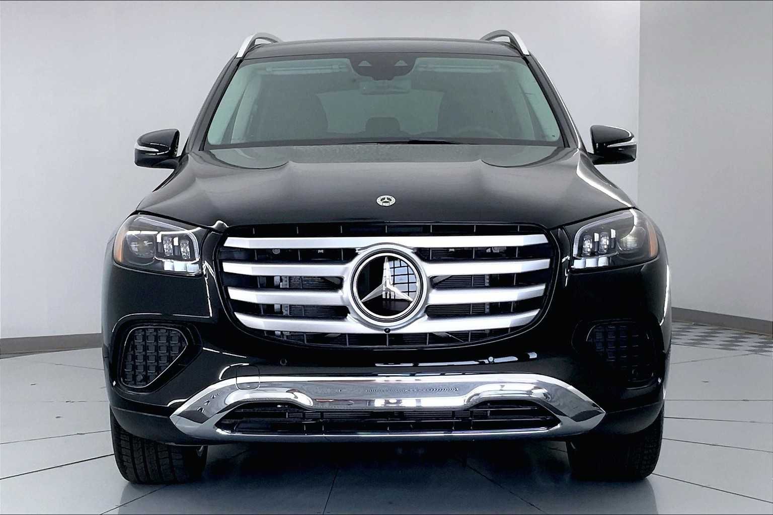 New 2026 Black Mercedes-Benz GLS 450 image 6