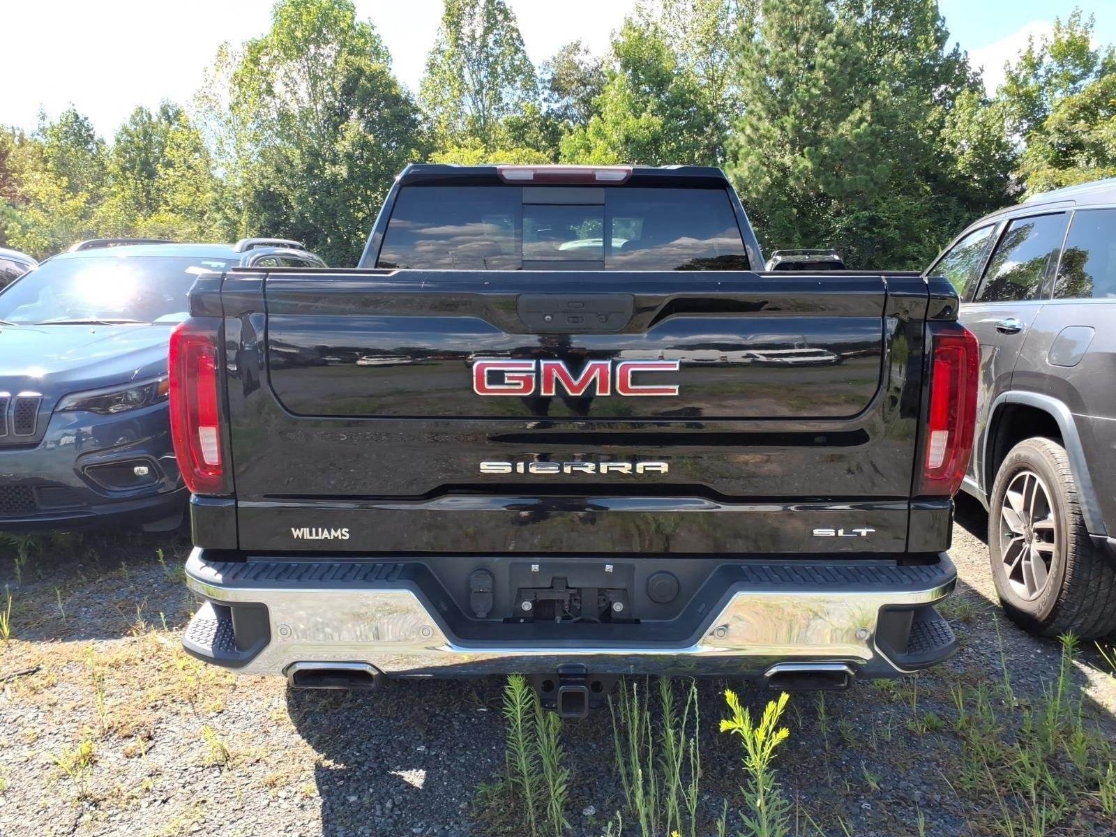 Used 2021 Onyx Black GMC SLT image 11