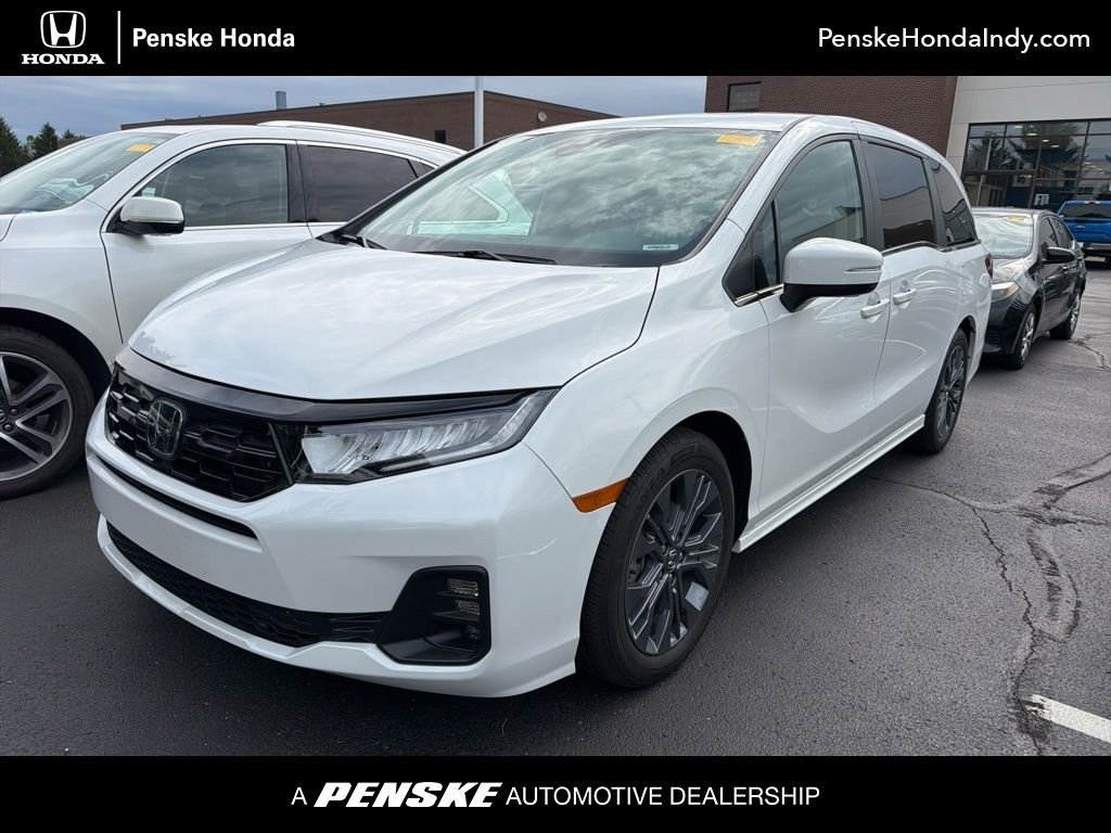 2025 Honda Odyssey Touring's photo