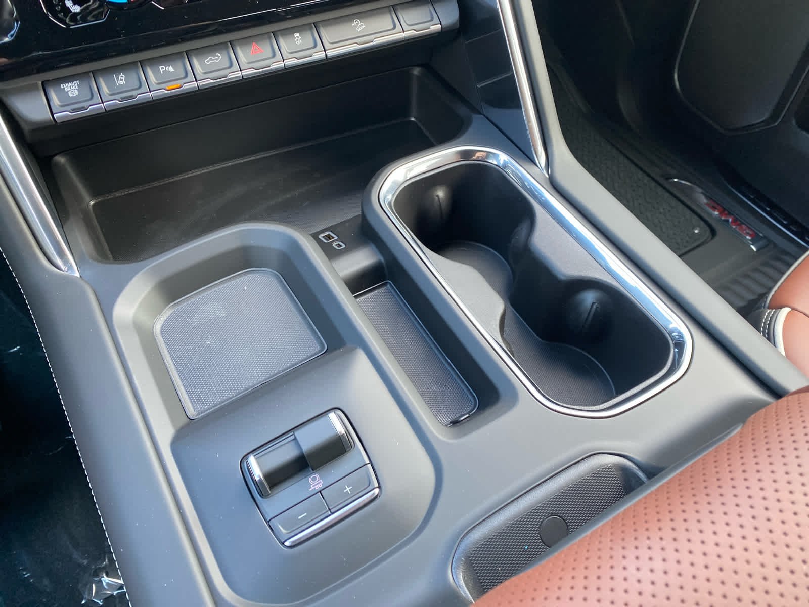 2026 GMC Sierra 2500HD Denali Ultimate - Photo 21