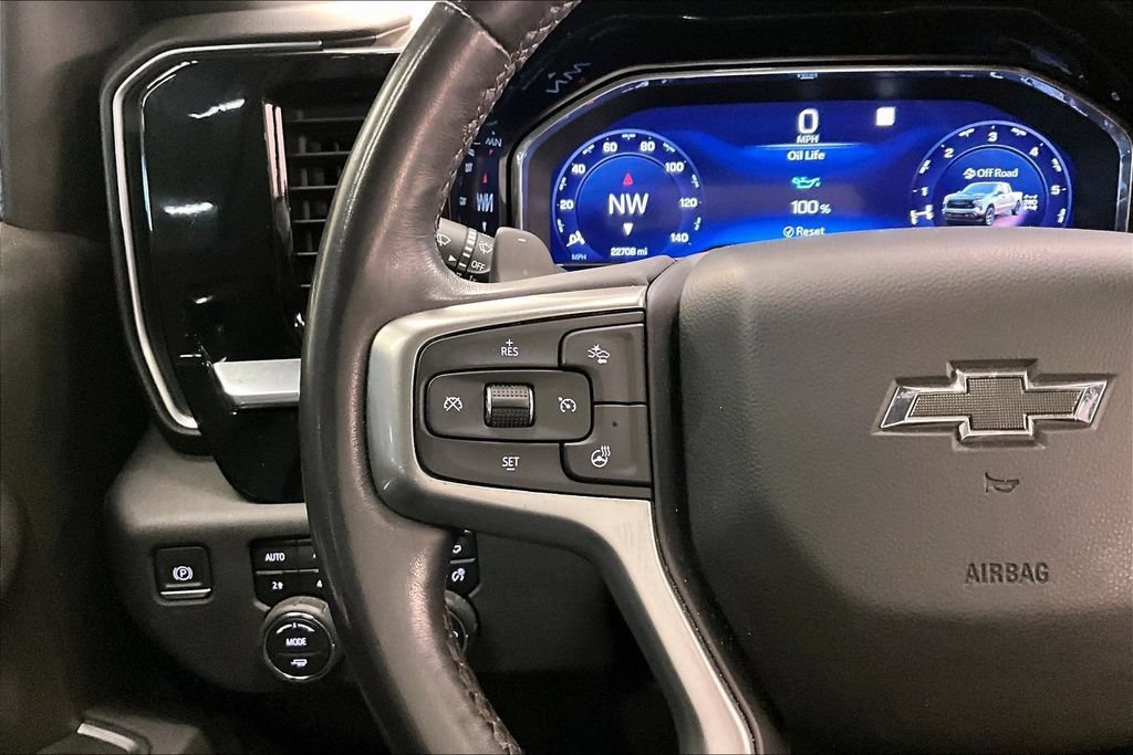 Used 2022 BLACK Chevrolet LT Trail Boss image 17