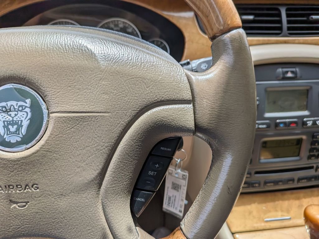 Used 2003 Gold Jaguar 3.0 image 22