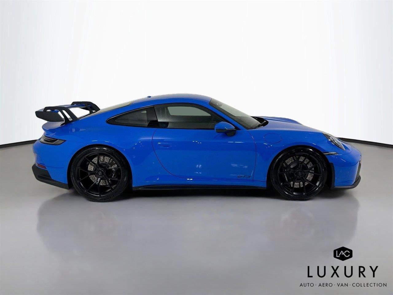 Used 2023 Shark Blue Porsche GT3 | Front Lift | BOSE Sound | 6 Speed Manual image 4