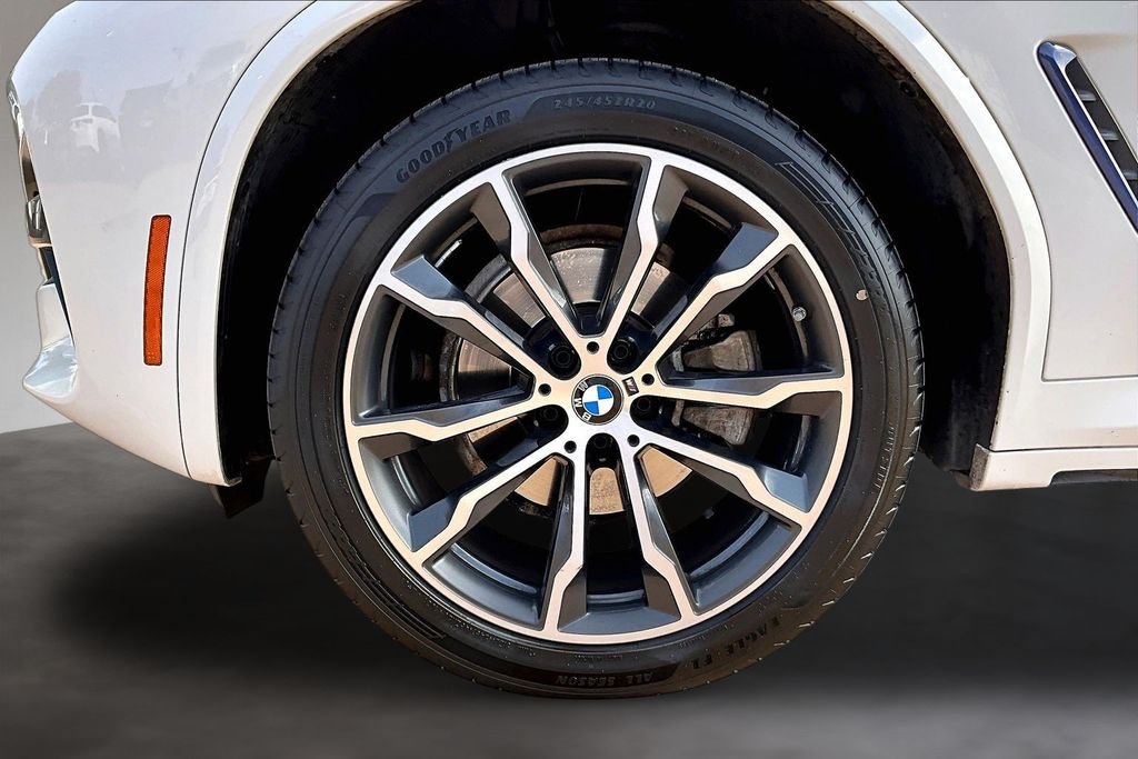 Used 2021 White BMW xDrive30i image 8