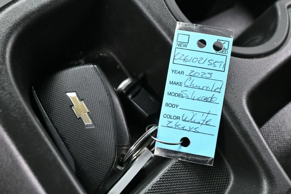 Used 2023 Summit White Chevrolet LT image 29