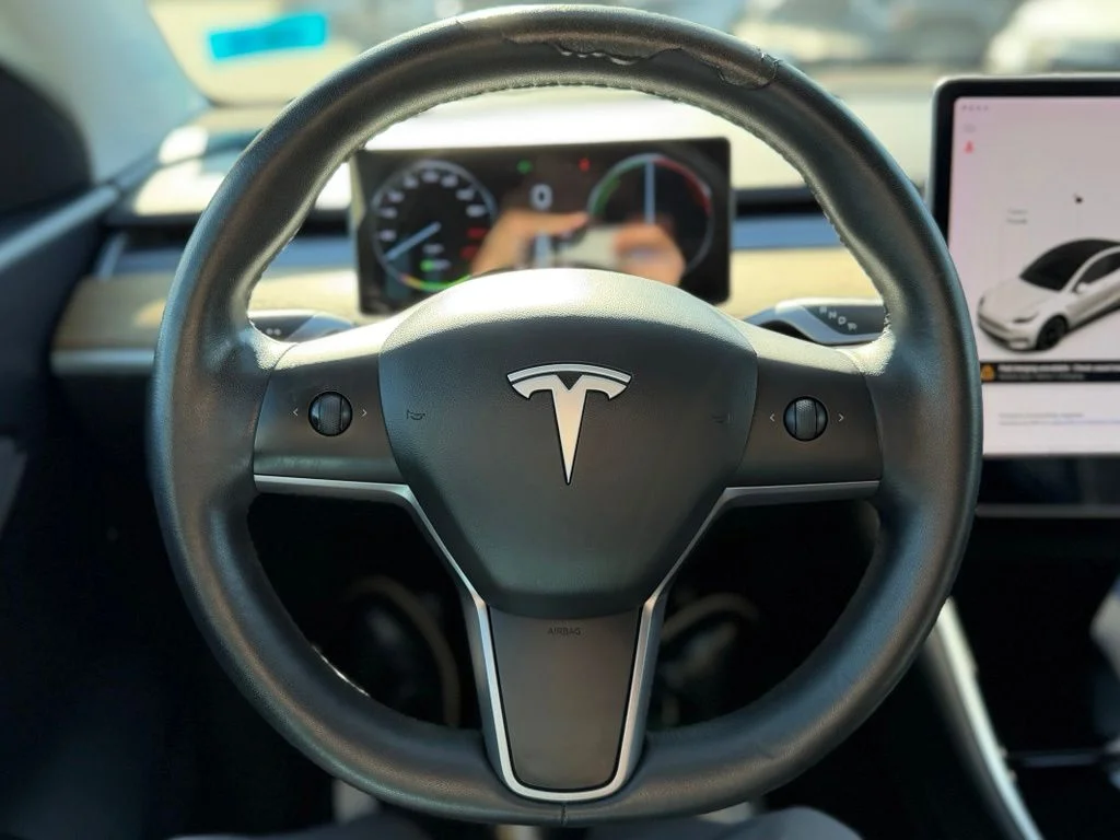 Used 2020 White Tesla Long Range image 10