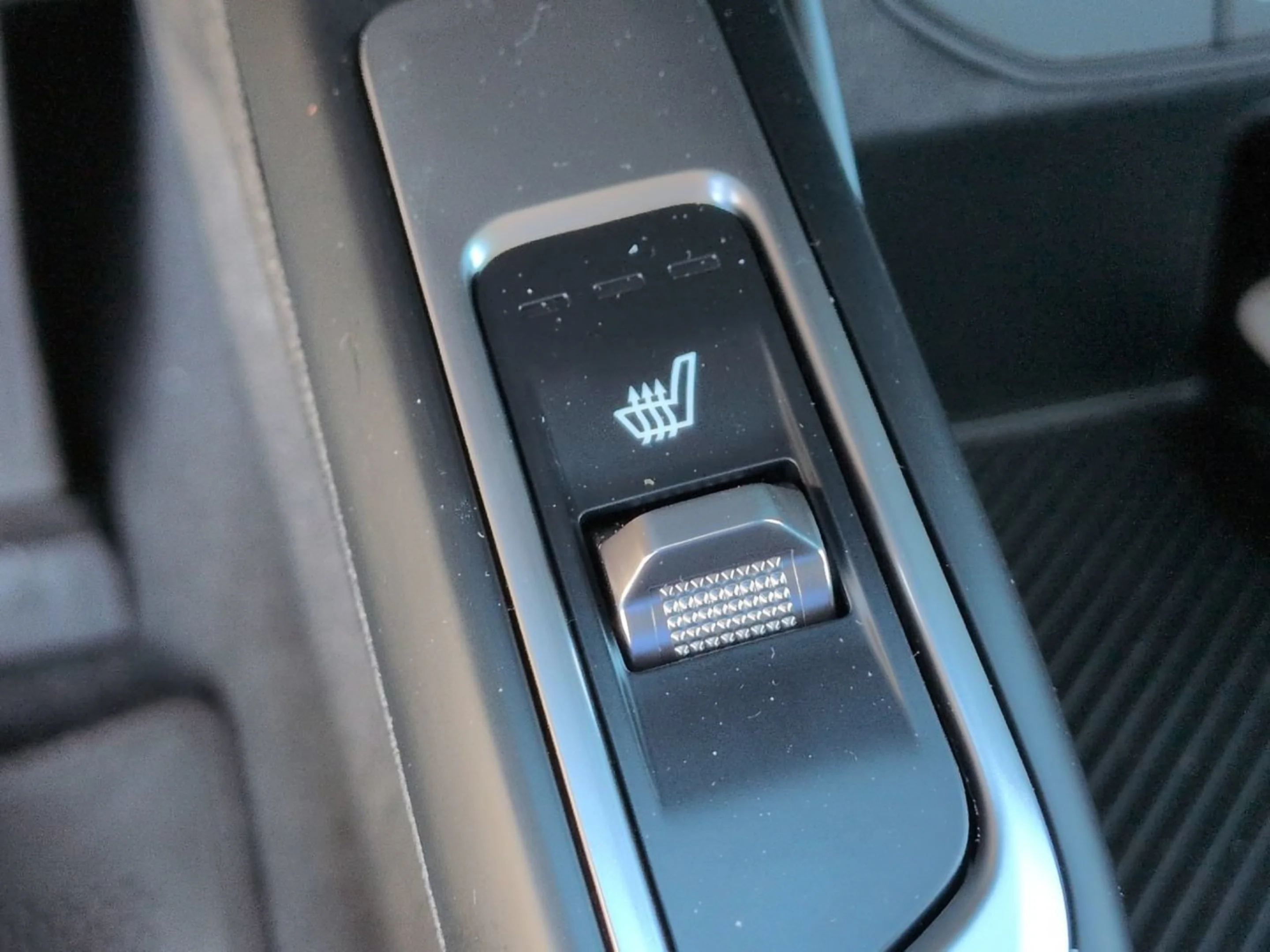 New 2026 Ivory Silver Kia S image 17