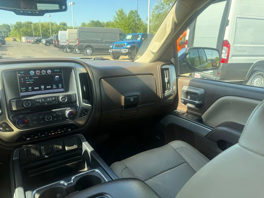 Used 2018 Black Chevrolet LTZ image 34