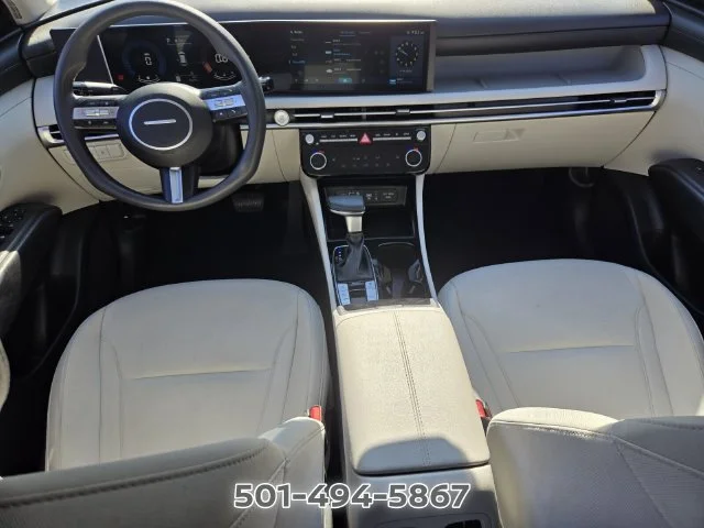 Used 2025 White Hyundai SEL image 13