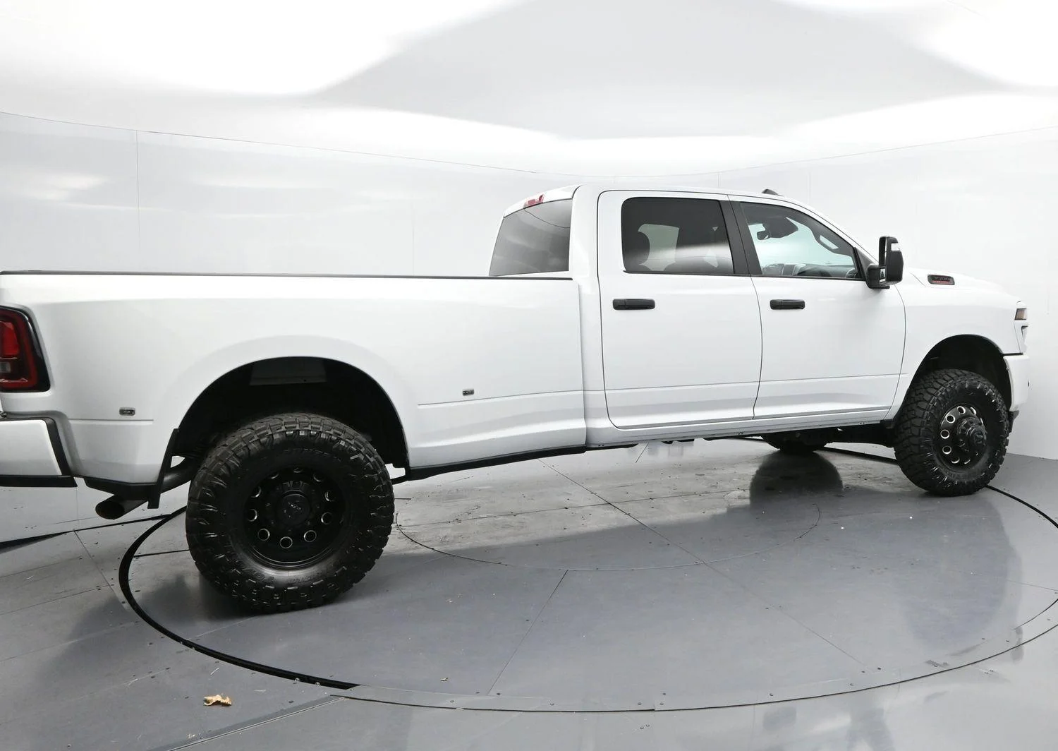 Used 2025 Bright White Clearcoat Ram Big Horn image 8