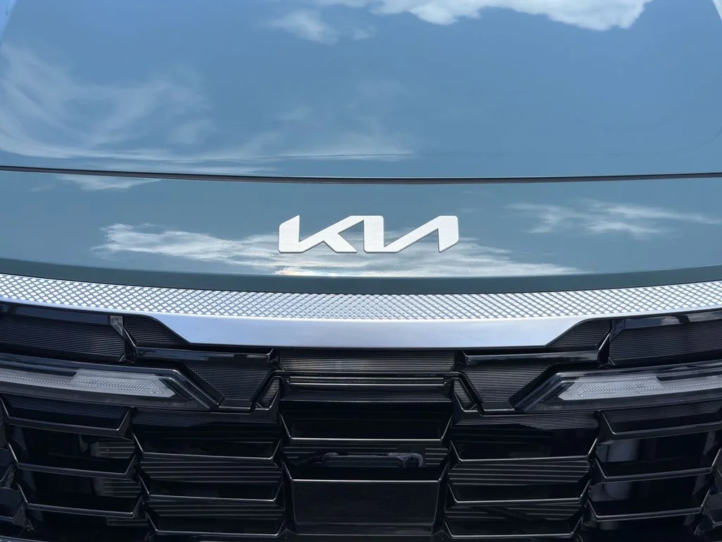 Used 2024 Blue Kia SX image 38
