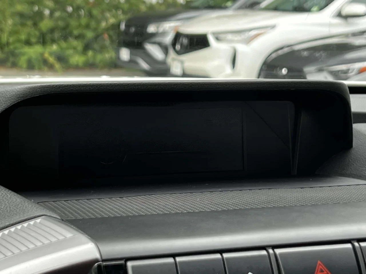 Used 2022 Crystal White Pearl Subaru Touring image 36