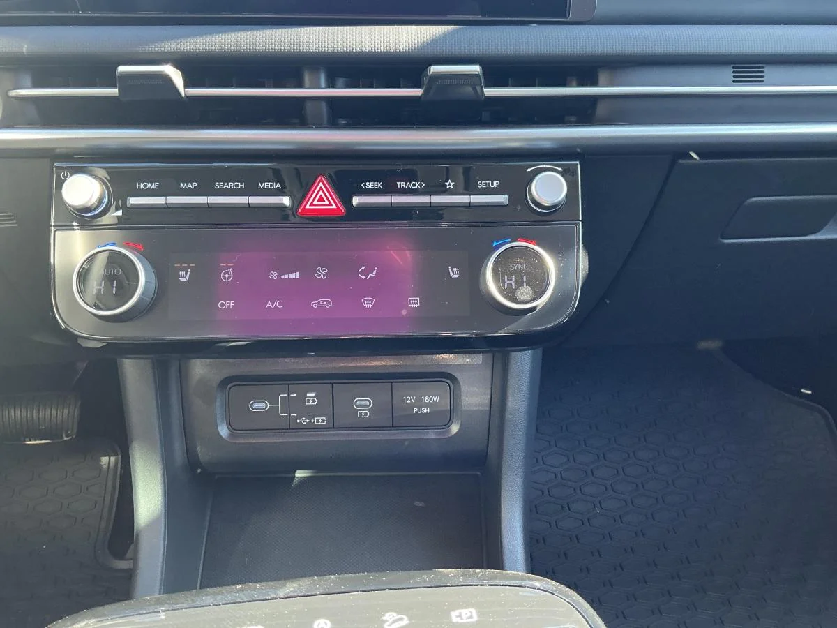 New 2026 Black Hyundai Preferred image 28