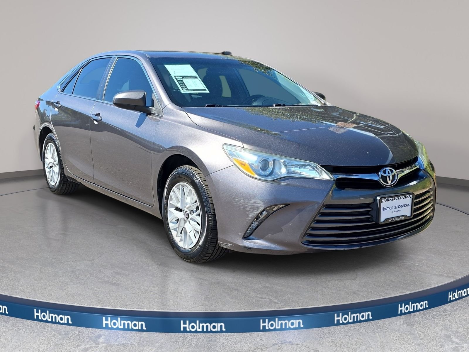 Used 2017 Gray Toyota LE image 4