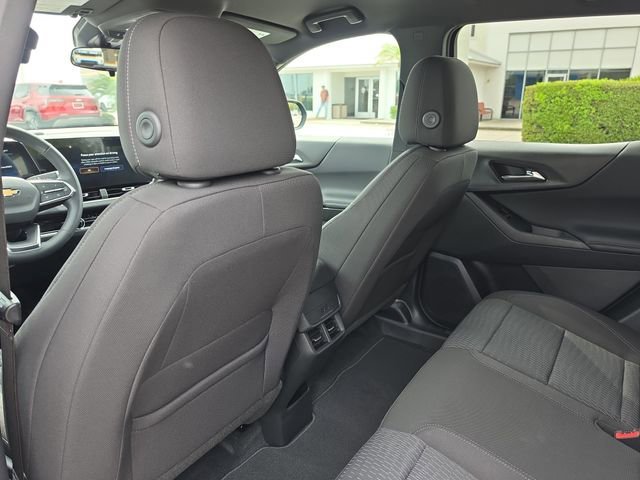2026 Chevrolet Equinox LT - Photo 10