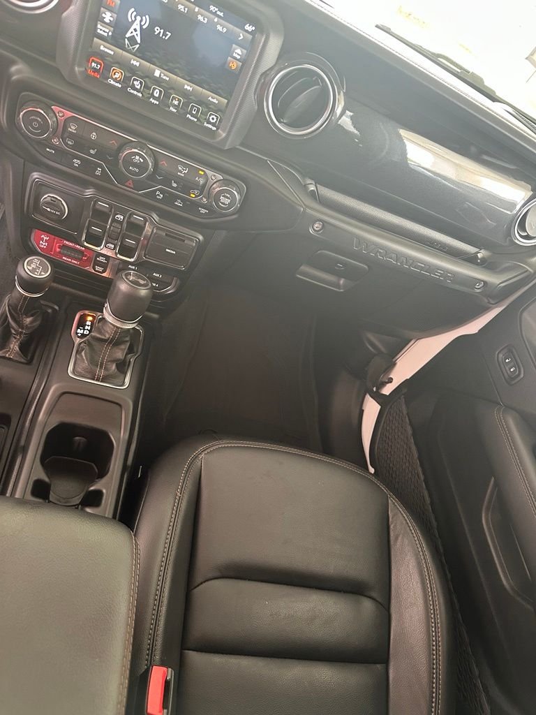 Used 2022 White Jeep Unlimited Rubicon 392 image 24