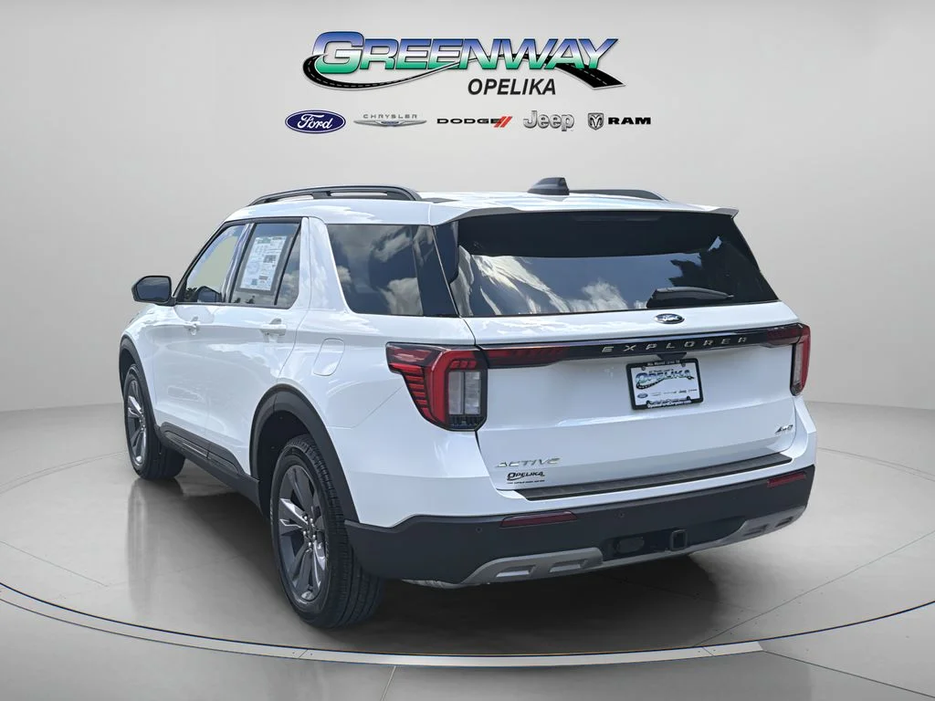 New 2026 Star White Metallic Tri-Coat Ford Active image 43