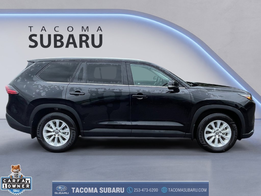 Used 2026  Toyota XLE image 6