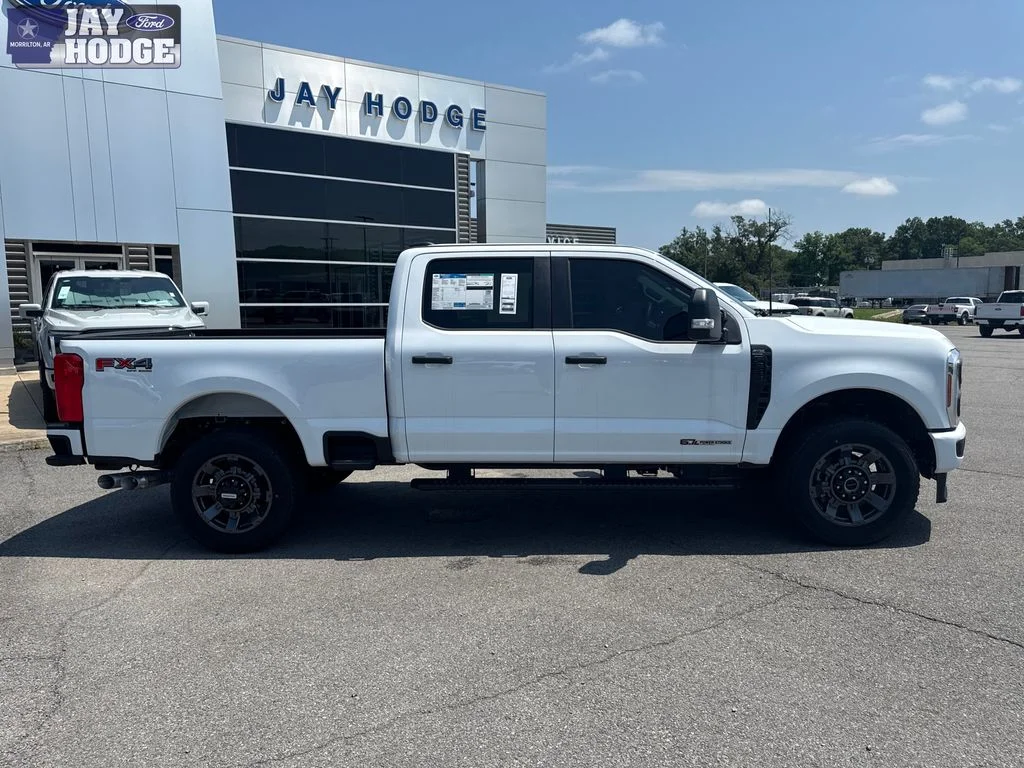 2026 Ford F-350 Super Duty XL - Photo 8