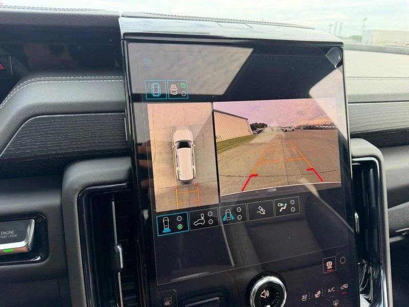 2026 GMC Yukon AT4 Ultimate - Photo 25