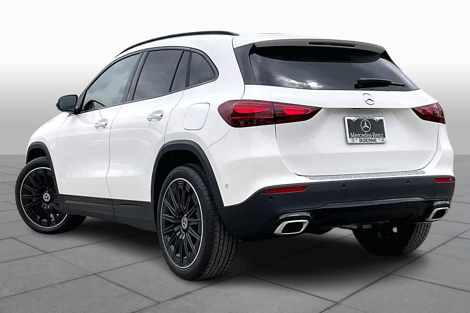 New 2026 Polar White Mercedes-Benz GLA 250 image 3
