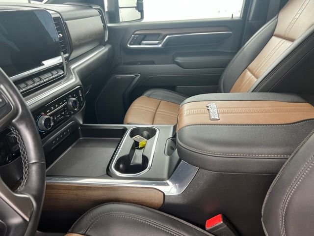 Used 2024 Beige Chevrolet High Country image 15