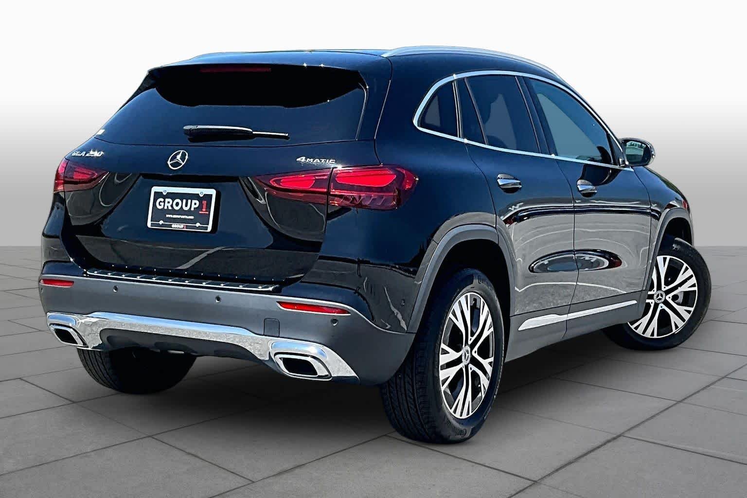 Used 2025 Night Black Mercedes-Benz GLA 250 image 13
