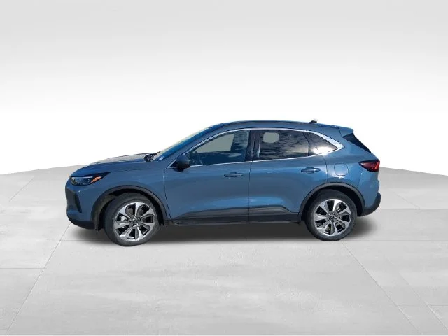 Used 2025 Blue Ford Platinum image 3