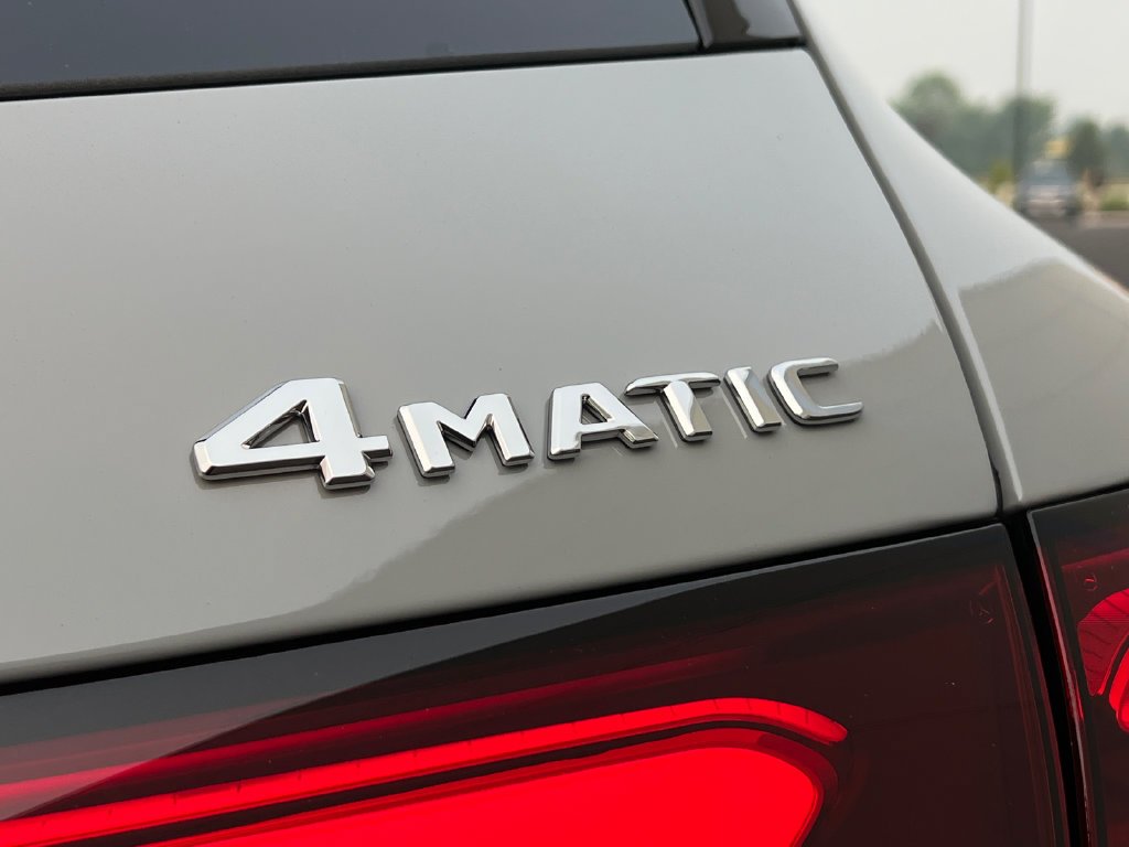 New 2026 MANUFAKTUR Alpine Grey Mercedes-Benz GLC 300 image 29