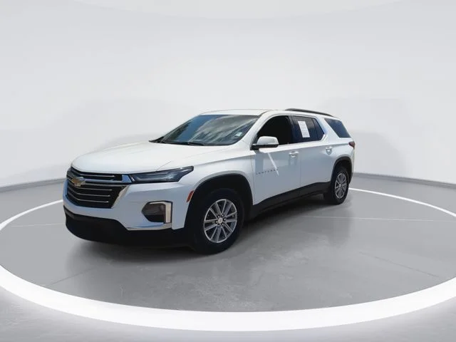 Used 2022 White Chevrolet LT image 4