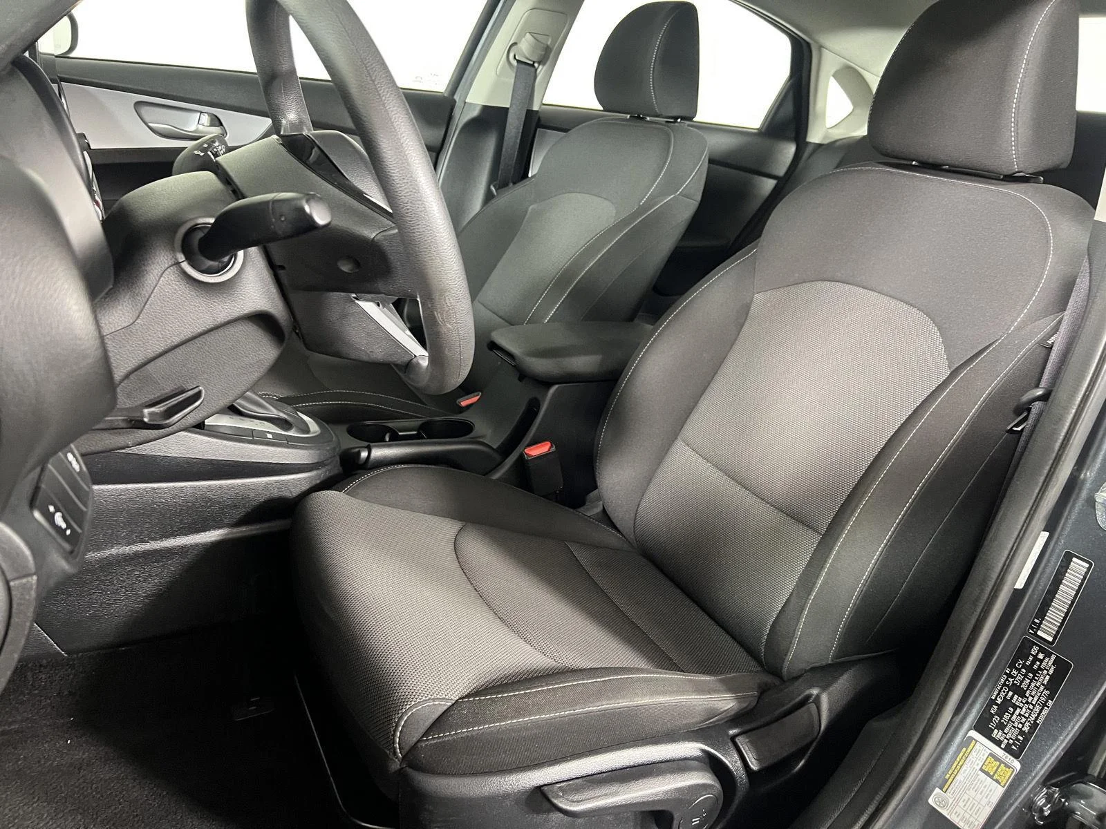 Used 2024 Gy Kia LXS image 31