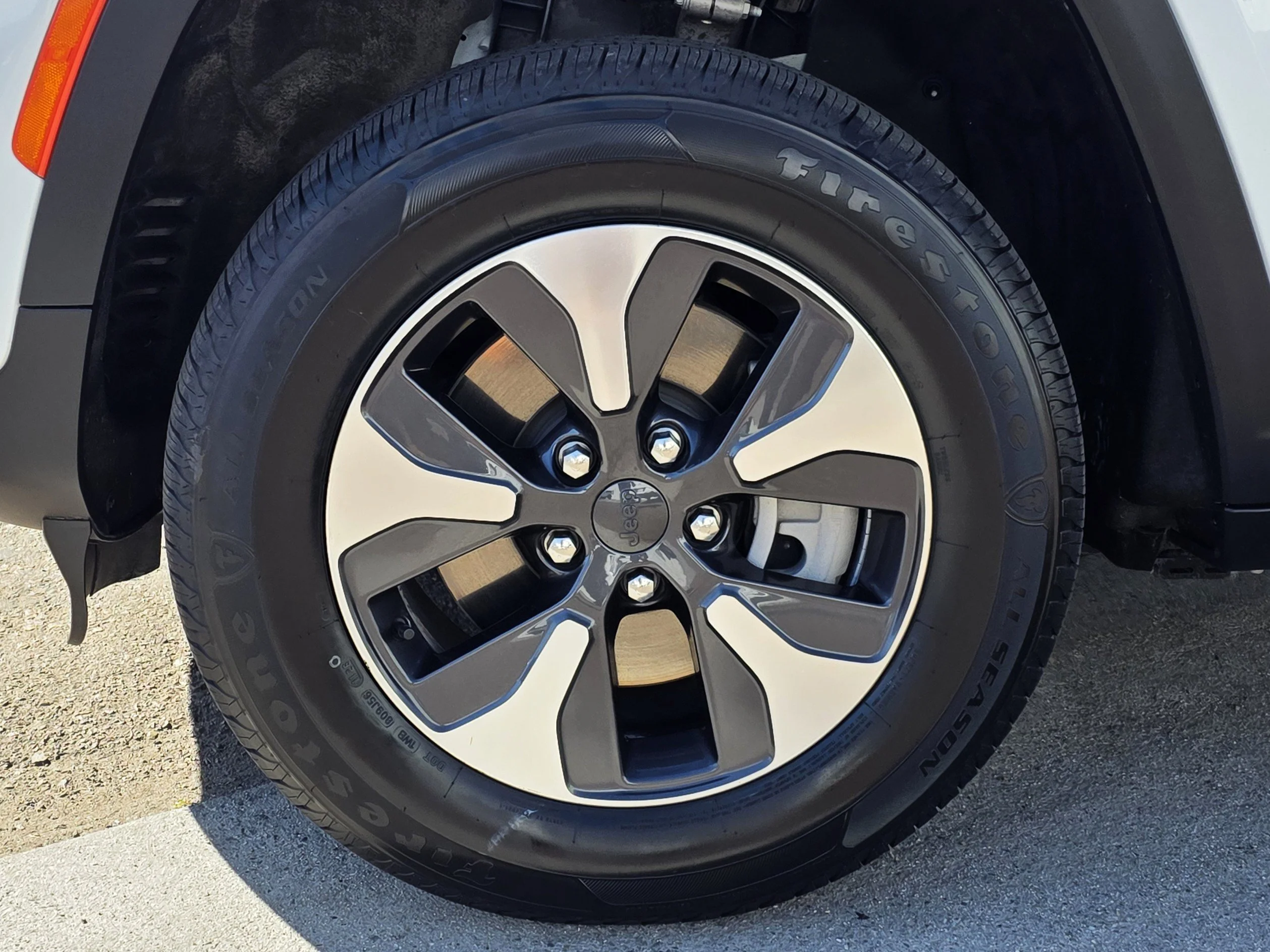 Used 2023 Bright White Clearcoat Jeep 4xe image 9
