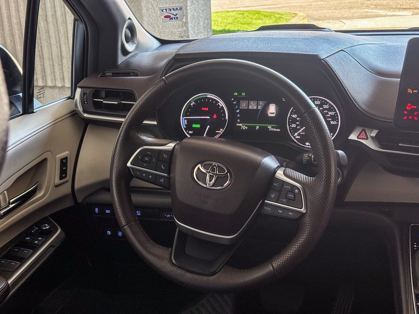 Certified Used 2024 Wind Chill Pearl Toyota Platinum image 17