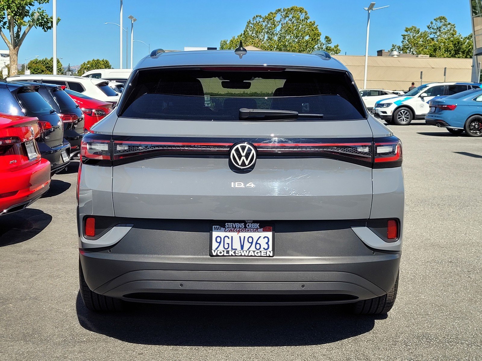Certified Used 2023 Gray Volkswagen Pro S image 5