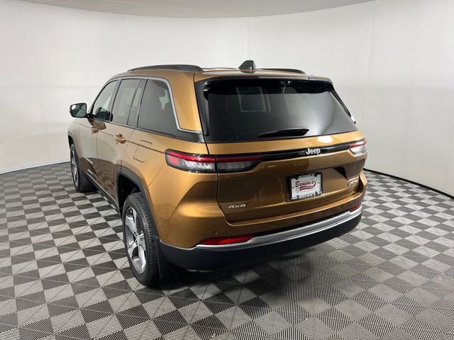 New 2026 Copper Shino Metallic Clear-Coat Exterior Paint Jeep Limited image 3