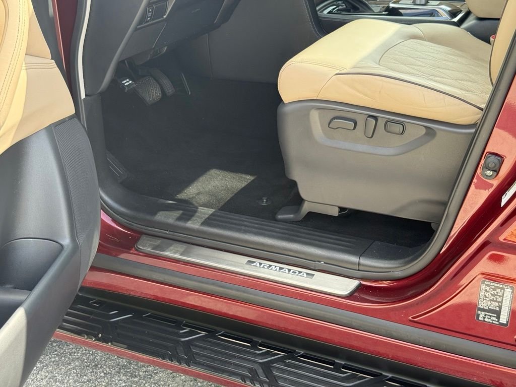 Used 2024 Red Nissan Platinum image 24